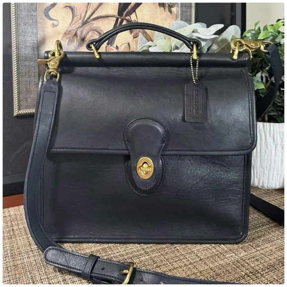 ❤️SOLD❤️Vintage Coach Navy Willis Bag 9927 - Picture 9 of 10